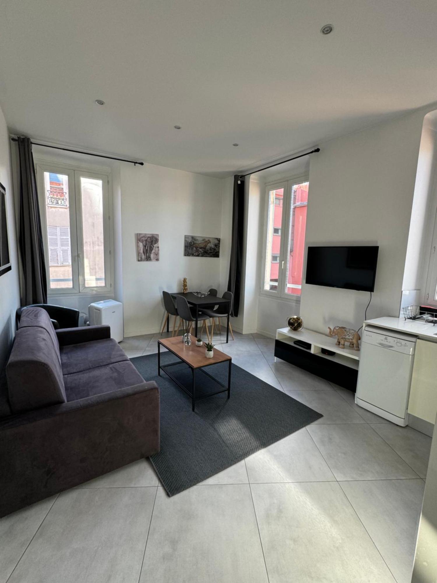 Blue Dream Apartment Nice Luaran gambar